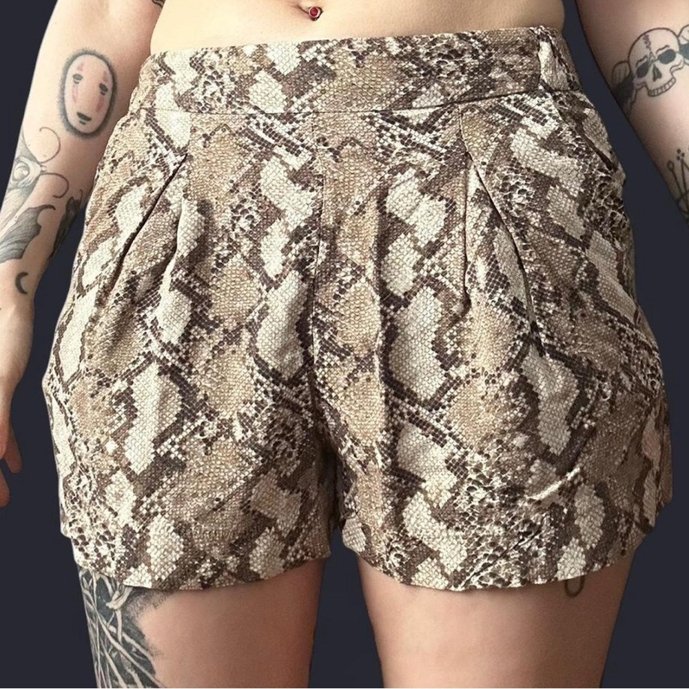 H&M Relaxed Fit Snake Print Shorts
